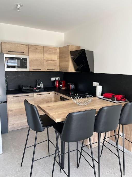 Superbe Appartement Neuf Aucalme Saint-Mandrier-sur-Mer Luaran gambar