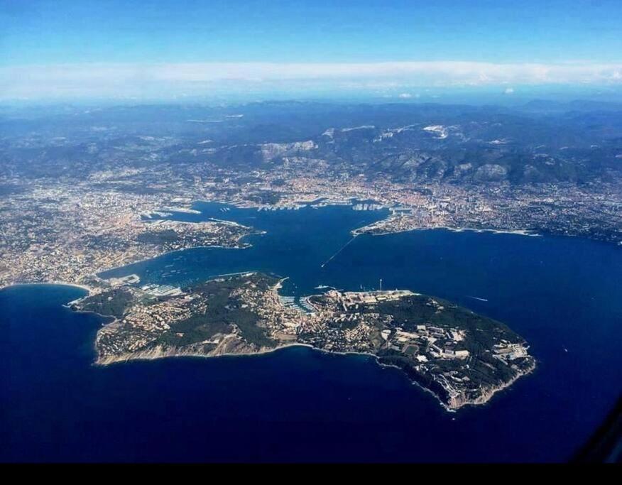 Superbe Appartement Neuf Aucalme Saint-Mandrier-sur-Mer Luaran gambar